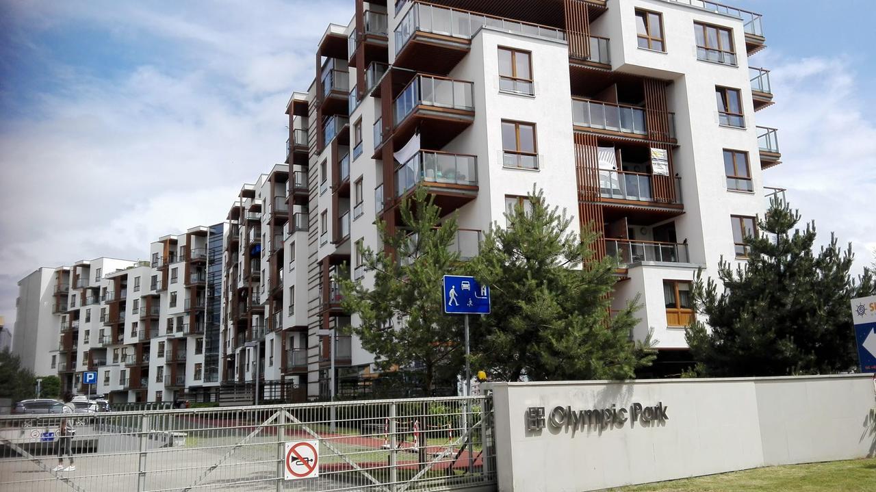 Apartament Kolonialny Olympic Park كولوبرزيغ المظهر الخارجي الصورة